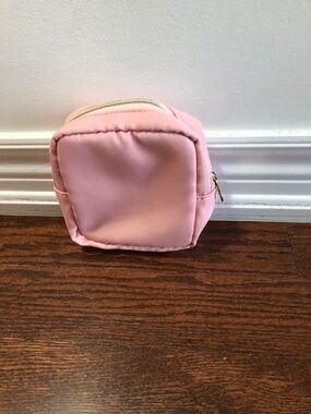 Square Zip Pouch (Pink)